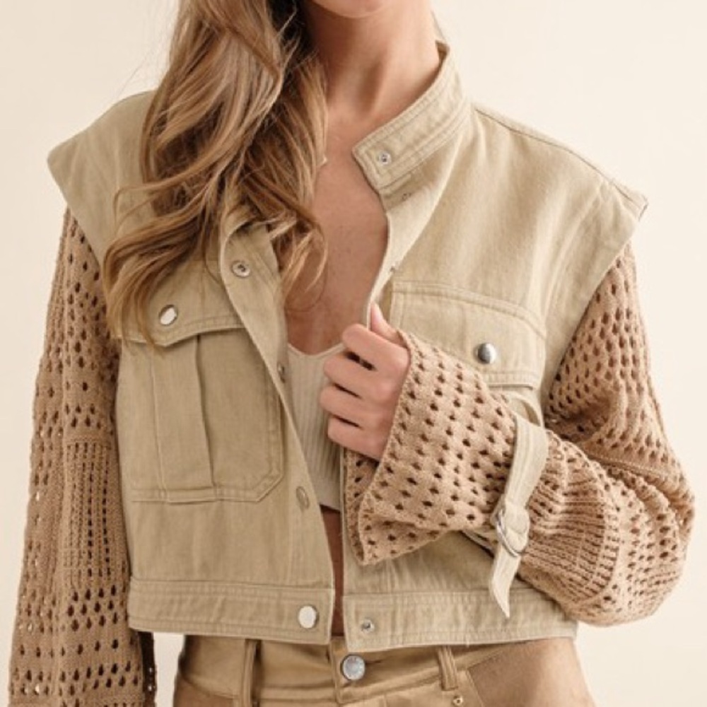 Denim Jacket beige or off white with sweater sleeves NWT S M L‎